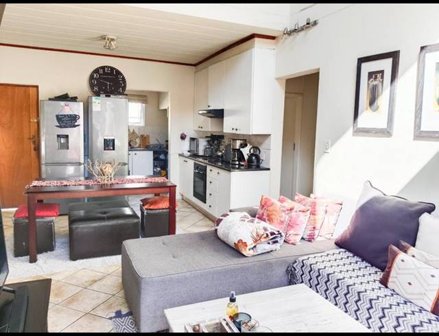 2 BEDROOM APARTMENT FOR SALE IN NOORDHANG